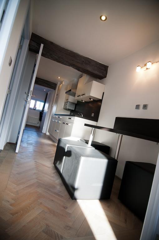 Apartment De Maasnacht Maaseik Exteriör bild