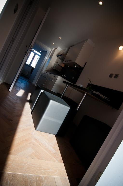Apartment De Maasnacht Maaseik Exteriör bild